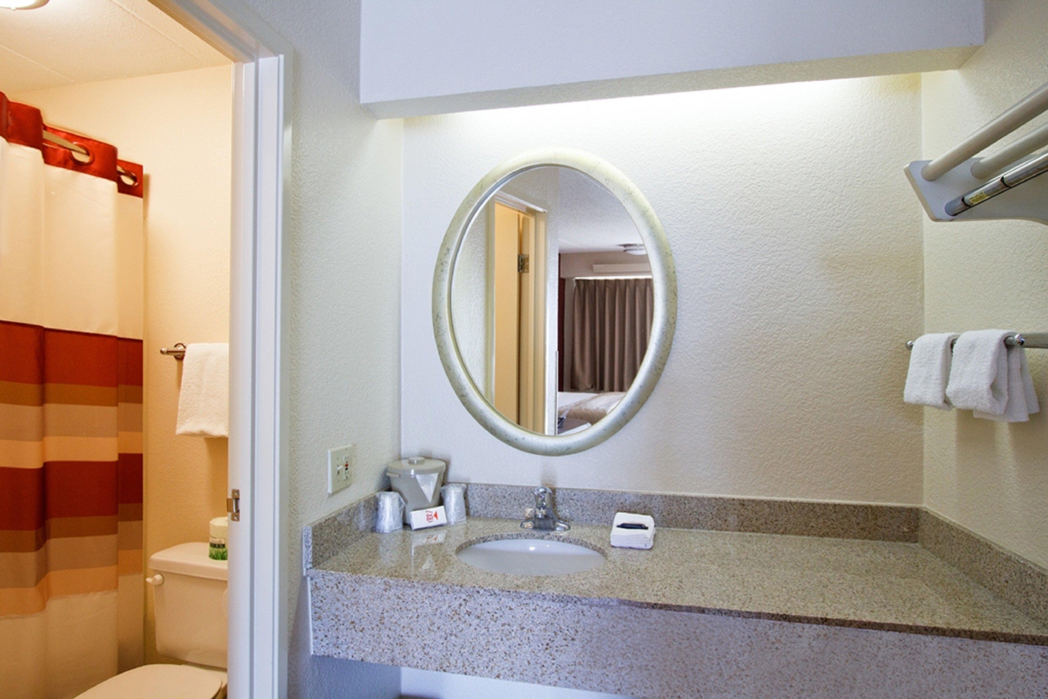 Red Roof Inn Philadelphia - Oxford Valley Langhorne Extérieur photo