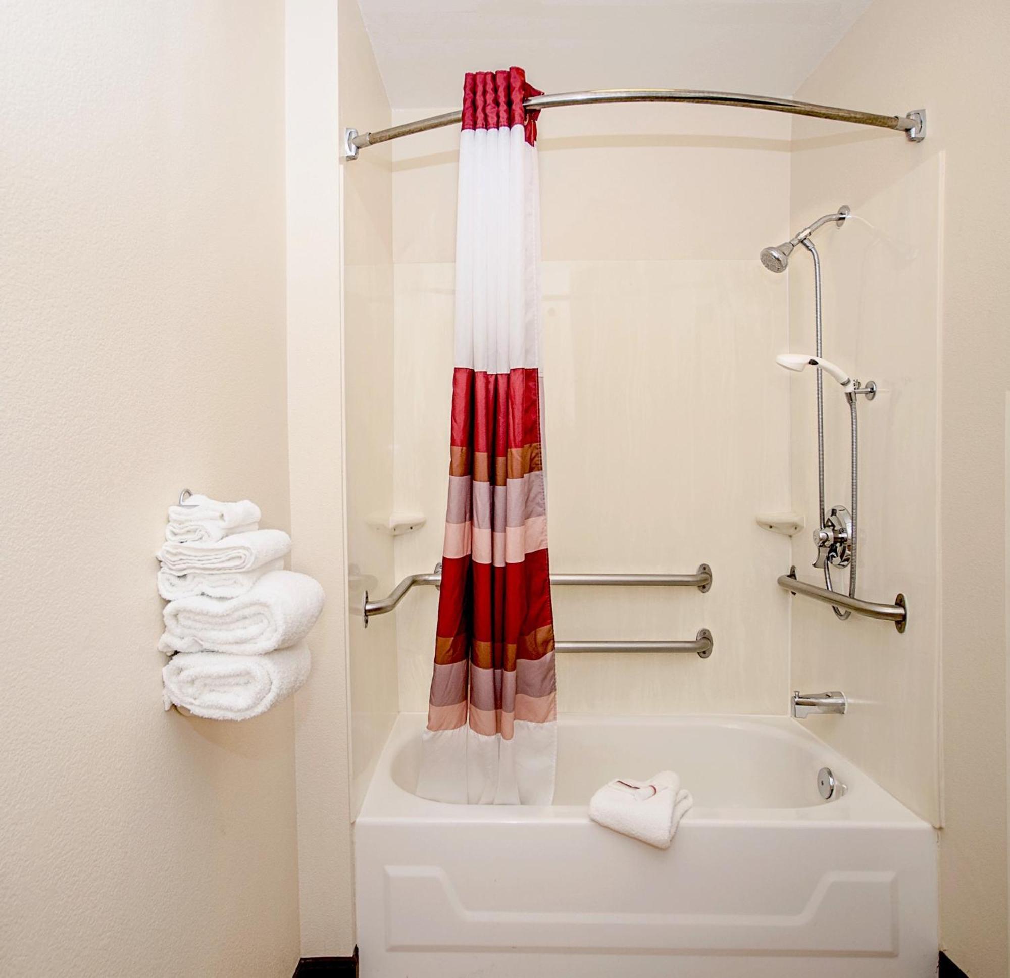 Red Roof Inn Philadelphia - Oxford Valley Langhorne Extérieur photo